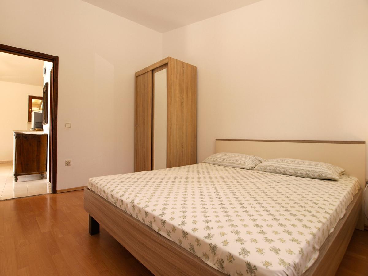 Apartments Luciano 1728 Premantura Exterior foto