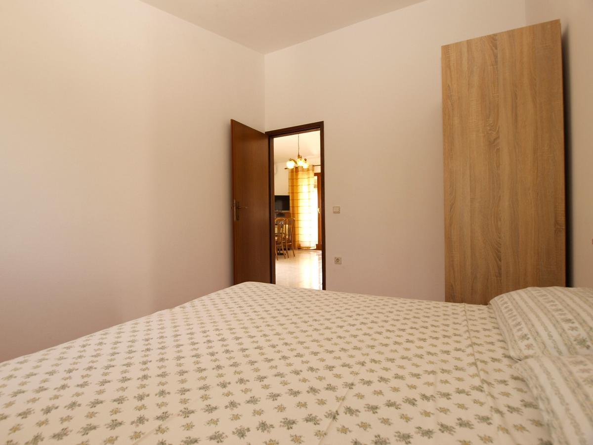 Apartments Luciano 1728 Premantura Exterior foto